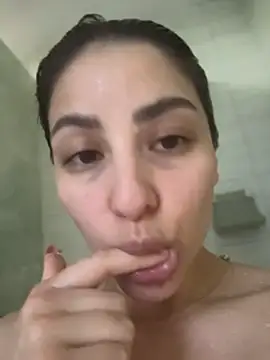 Snapshot of GissLane chatting on May 30, 2026, 10:51 pm GissLane online show from May 30, 2026, 10:51 pm