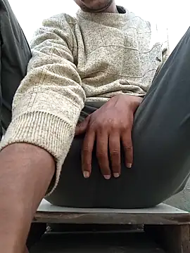 onlymasti00 online show from November 10, 2025, 3:05 am