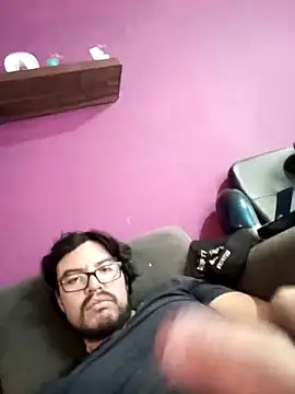 Frnlove521 online show from October 12, 2025, 9:58 pm