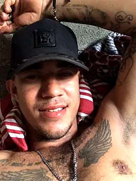 Snapshot of tattoos22 chatting on September 9, 2025, 3:00 pm tattoos22 online show from September 9, 2025, 3:00 pm