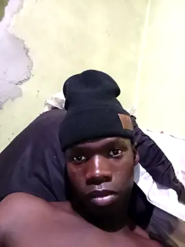 Snapshot of phumlanisanka chatting on October 18, 2025, 8:53 pm phumlanisanka online show from October 18, 2025, 8:53 pm