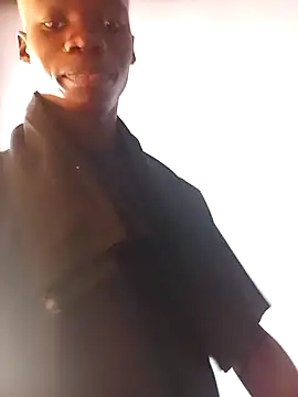 Snapshot of phumlanisanka chatting on December 22, 2025, 1:41 pm phumlanisanka online show from December 22, 2025, 1:41 pm