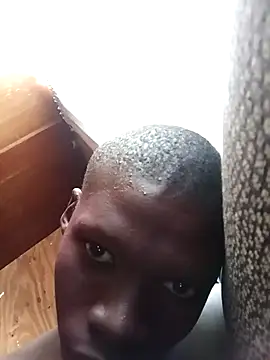 Snapshot of phumlanisanka chatting on January 8, 2026, 10:28 am phumlanisanka online show from January 8, 2026, 10:28 am