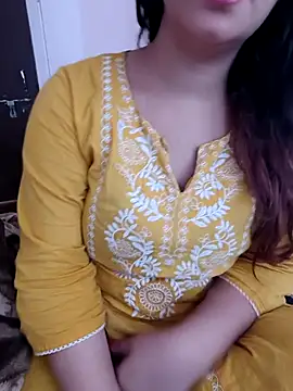 Snapshot of Dimple_sexxy chatting on April 19, 2026, 6:24 am Dimple sexxy online show from April 19, 2026, 6:24 am