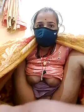 malteejat online show from November 6, 2025, 6:42 pm