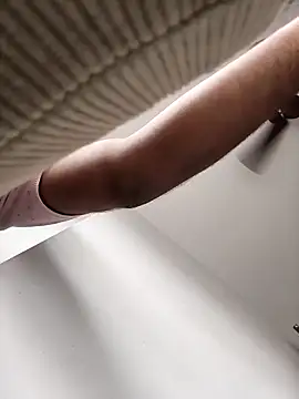 vinay smalldick online show from April 19, 2026, 3:39 am