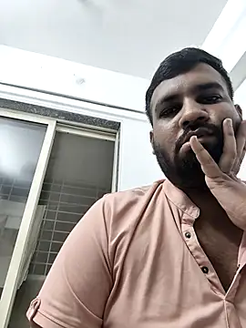 vinay smalldick online show from May 21, 2026, 2:57 pm