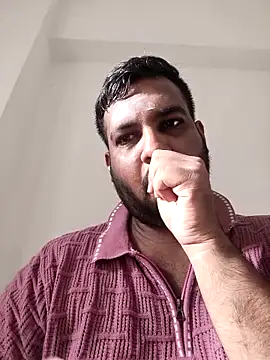 vinay smalldick online show from May 25, 2026, 2:06 am