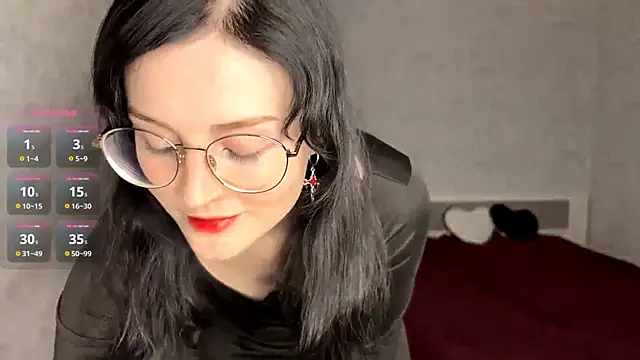 FakeLamb online show from November 30, 2025, 9:08 pm