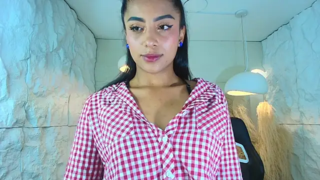 katty berry r online show from November 23, 2025, 7:57 pm