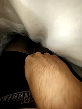 Angelmilf69 online show from October 26, 2025, 12:55 pm