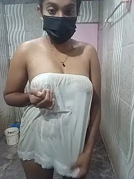 Snapshot of Shani_Izu chatting on May 28, 2026, 11:51 am Shani Izu online show from May 28, 2026, 11:51 am