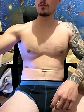 fronkie9384 online show from October 20, 2025, 8:31 pm