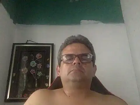 Snapshot of Katracho6969 chatting on February 17, 2026, 6:58 pm Katracho6969 online show from February 17, 2026, 6:58 pm