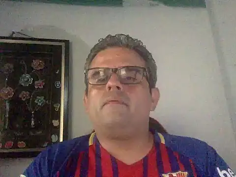 Snapshot of Katracho6969 chatting on February 21, 2026, 10:33 pm Katracho6969 online show from February 21, 2026, 10:33 pm