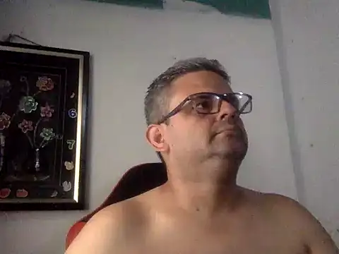 Snapshot of Katracho6969 chatting on March 3, 2026, 6:36 pm Katracho6969 online show from March 3, 2026, 6:36 pm