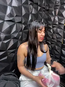 lil charme online show from September 9, 2025, 10:09 pm