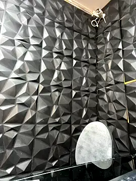 lil charme online show from September 10, 2025, 7:14 pm