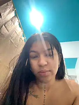 lil charme online show from October 24, 2025, 2:02 pm