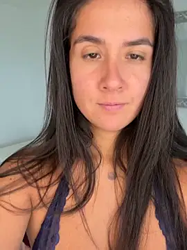 Maria-and-Charly online show from May 16, 2026, 8:44 am