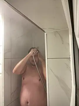 Snapshot of mixedcouplee69 chatting on March 4, 2026, 9:21 pm mixedcouplee69 online show from March 4, 2026, 9:21 pm