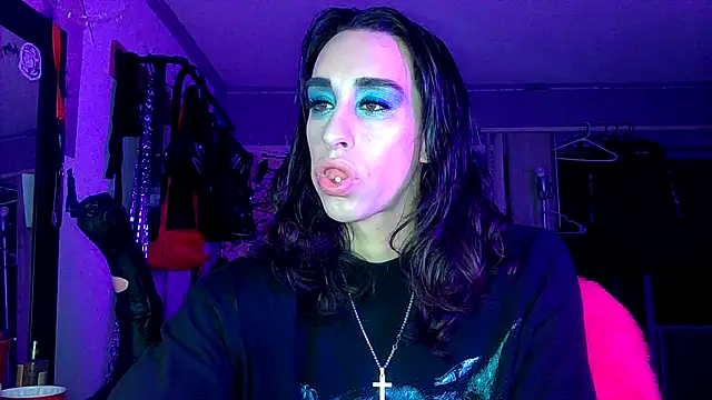 xoFrankie online show from October 30, 2025, 4:25 am