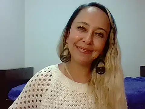 leah susman online show from October 9, 2025, 2:31 am