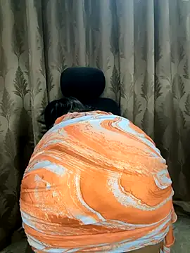 Snapshot of _Sanam_ chatting on October 12, 2025, 1:59 am Sanam online show from October 12, 2025, 1:59 am