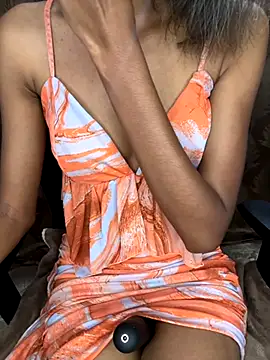 Snapshot of _Sanam_ chatting on October 23, 2025, 2:00 am Sanam online show from October 23, 2025, 2:00 am