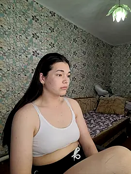 Albi Glow online show from September 28, 2025, 7:47 am