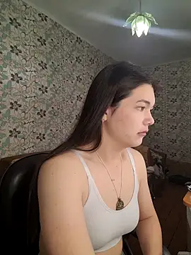 Albi Glow online show from October 22, 2025, 2:12 am