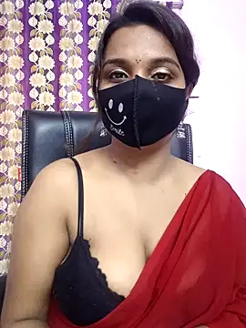 Snapshot of cutie_pei002 chatting on February 18, 2026, 3:57 am cutie pei002 online show from February 18, 2026, 3:57 am