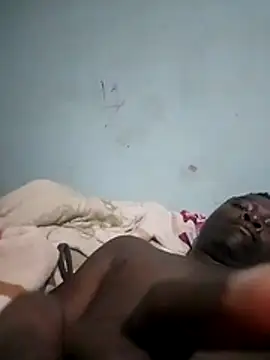 Mrhugeblack online show from October 29, 2025, 10:22 pm