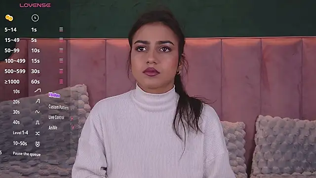 VanessaOlive online show from September 28, 2025, 4:18 am