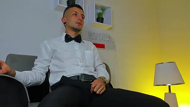Tayler bennet  online show from September 13, 2025, 3:50 am