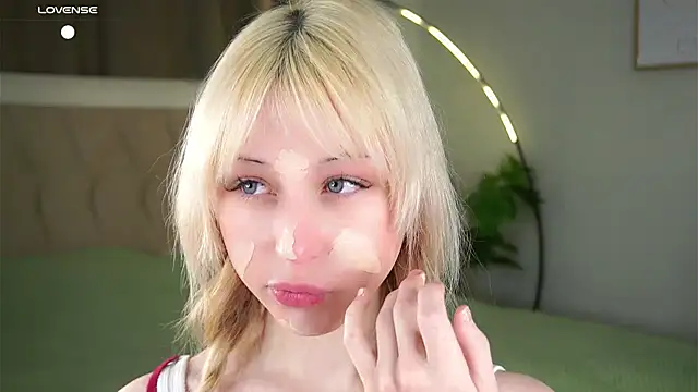 MarciDarugar online show from January 7, 2026, 3:14 pm