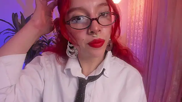 bri von dhara   online show from October 21, 2025, 3:46 pm