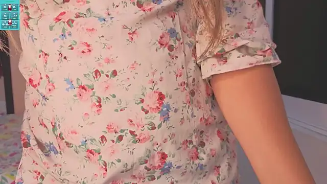 Aiilyn Ds online show from November 22, 2025, 6:34 am