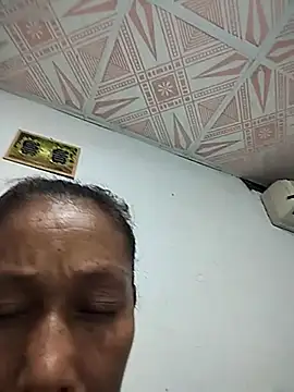 Naomi-Mature online show from September 25, 2025, 9:29 pm