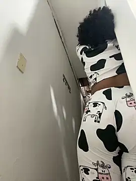 Snapshot of Rizos_hot_official chatting on September 21, 2025, 2:29 pm Rizos hot official online show from September 21, 2025, 2:29 pm