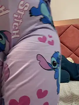 Snapshot of Rizos_hot_official chatting on November 3, 2025, 4:19 pm Rizos hot official online show from November 3, 2025, 4:19 pm