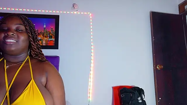 ebony NeighborMoans online show from November 13, 2025, 6:29 pm
