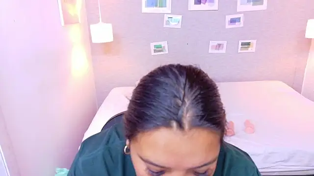 fat naughtyass online show from April 11, 2026, 1:37 pm