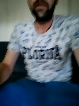 fearleass online show from September 24, 2025, 6:44 pm