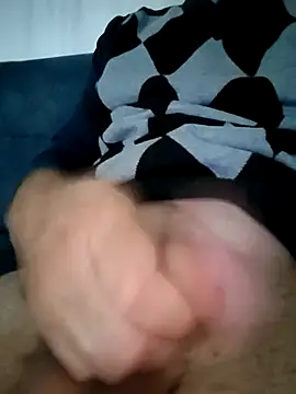 fearleass online show from October 18, 2025, 9:59 pm