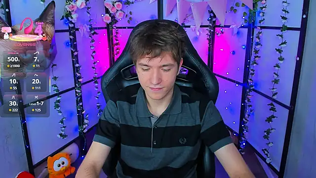 Snapshot of Ethan_Rivers chatting on September 20, 2025, 5:52 am Ethan Rivers online show from September 20, 2025, 5:52 am