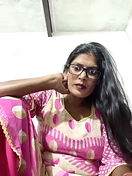 Snapshot of dezzy_24 chatting on October 31, 2025, 5:58 pm dezzy 24 online show from October 31, 2025, 5:58 pm