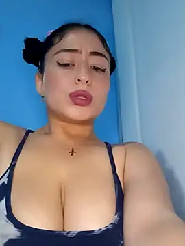 Valejensen0716 online show from October 12, 2025, 10:09 pm