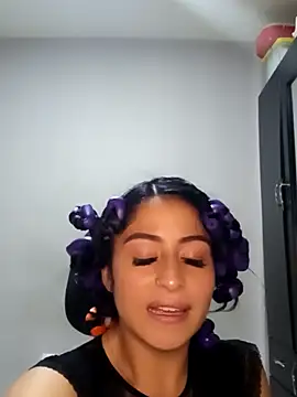 Valejensen0716 online show from November 9, 2025, 3:05 am