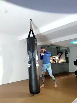 EyesNeverLies online show from October 11, 2025, 11:03 pm